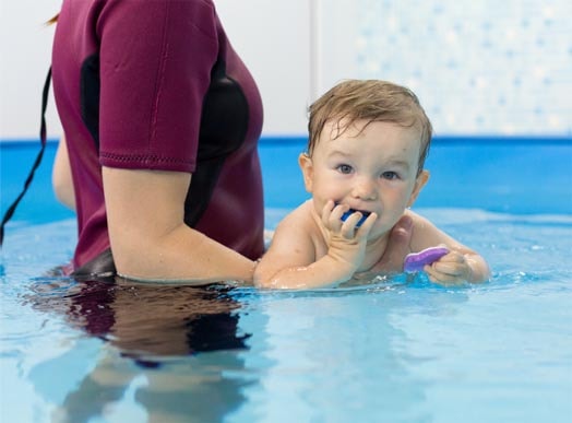 Франшиза «Брызги-Визги» – бассейн раннего плавания для детей и их родителей Фото - 1