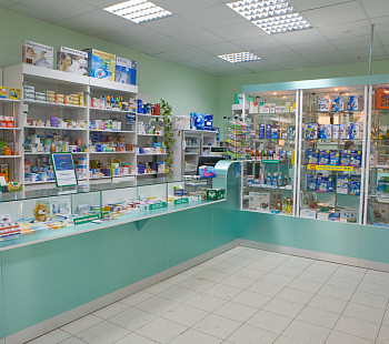 Аптека на Уралмаше возле метро
